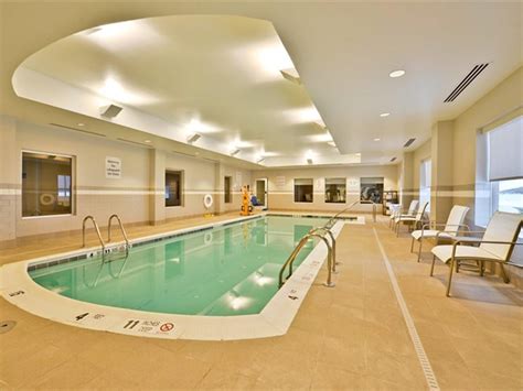 Holiday Inn Express & Suites Utica Amenities & Services.